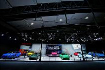 全新 718 Boxster Style Edition 与全新 911 Carrera T于广州车