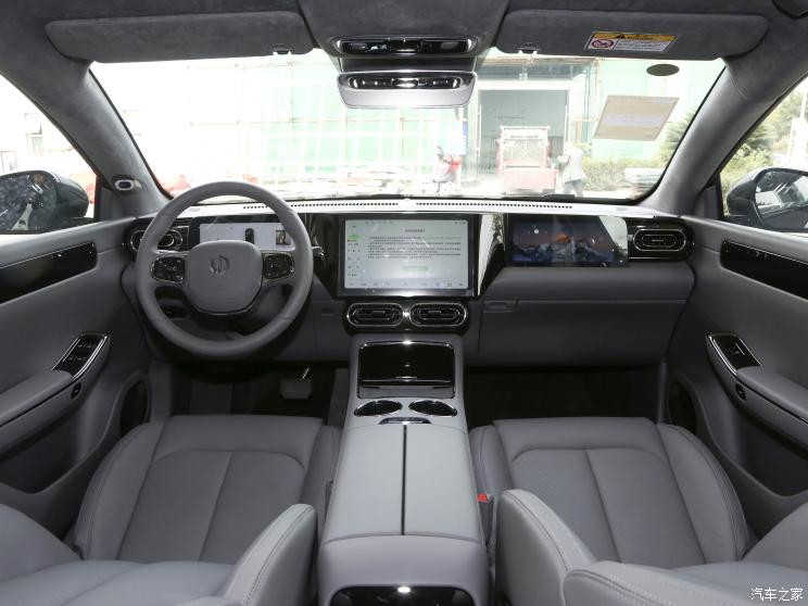 零跑汽車 零跑C01 2022款 后驅(qū)長續(xù)航版