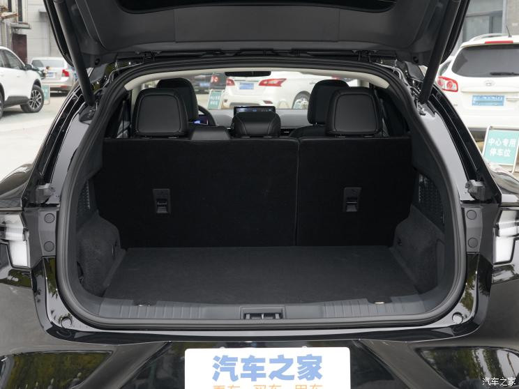 福特電動(dòng)車 Mustang Mach-E 2021款 無疆后驅(qū)豪華版(長續(xù)航)
