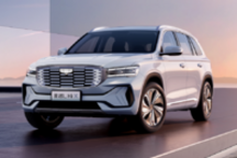 比起14.6万辆的1月开门销量，吉利新能源更红