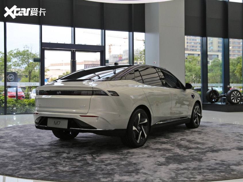 威马汽车2022款威马M7