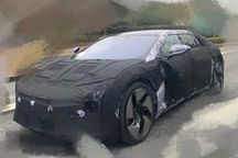 北京车展亮相 疑似高合HiPhi Z量产版谍照曝光