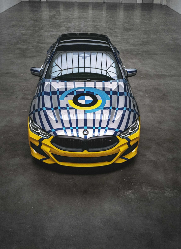 01. THE 8 X JEFF KOONS限量收藏款車型正面.jpg