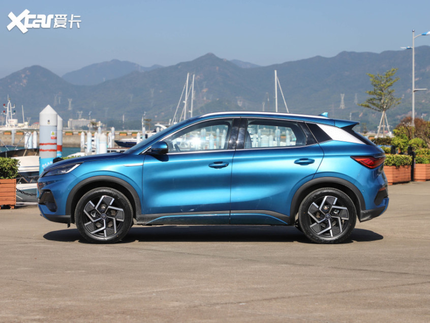 比亞迪汽車2021款元PLUS