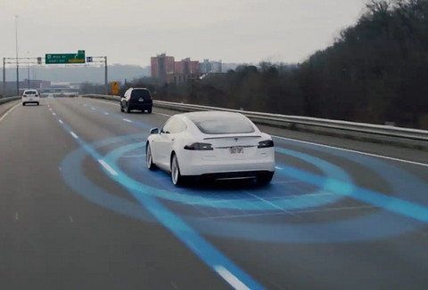 特斯拉Autopilot遭德国监管机构审查