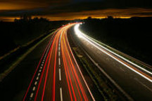 当我们在谈论“超高速”时，我们在谈论什么？