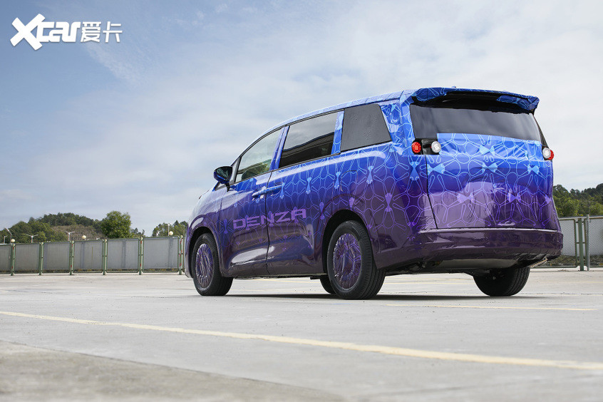 騰勢(shì)MPV
