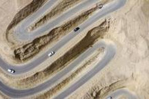 给众泰指条“弯路”