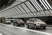 俄乌局势影响汽车业复苏，今年全球销量增长或受阻碍