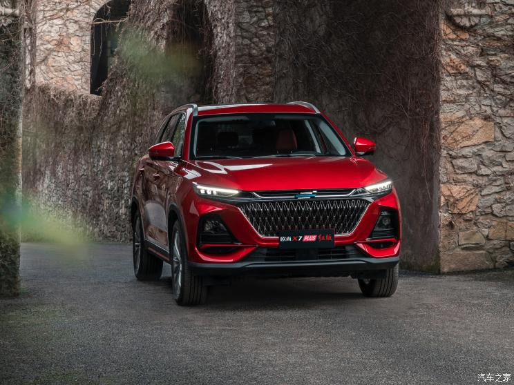 長安汽車 長安歐尚X7 PLUS 2022款 1.5T 藍(lán)鯨自動紅版