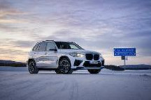 BMW iX5 Hydrogen氢燃料电池车北极圈完成极寒测试