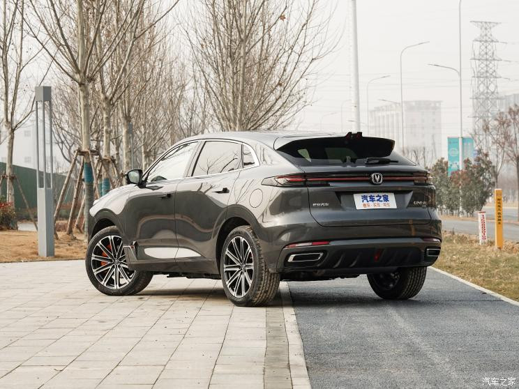 長(zhǎng)安汽車 長(zhǎng)安UNI-K新能源 2022款 藍(lán)鯨iDD 1.5T 尊貴型