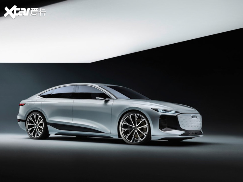 奧迪(進(jìn)口)2021款?yuàn)W迪A6 e-tron