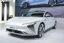 智己L7 3月29日正式上市 预售价40.88万