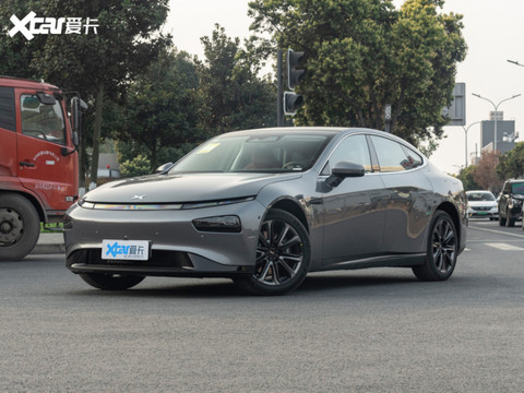 小鹏汽车2022款小鹏P7
