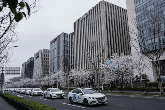 上海溫度，上汽榮威&享道出行想到做到