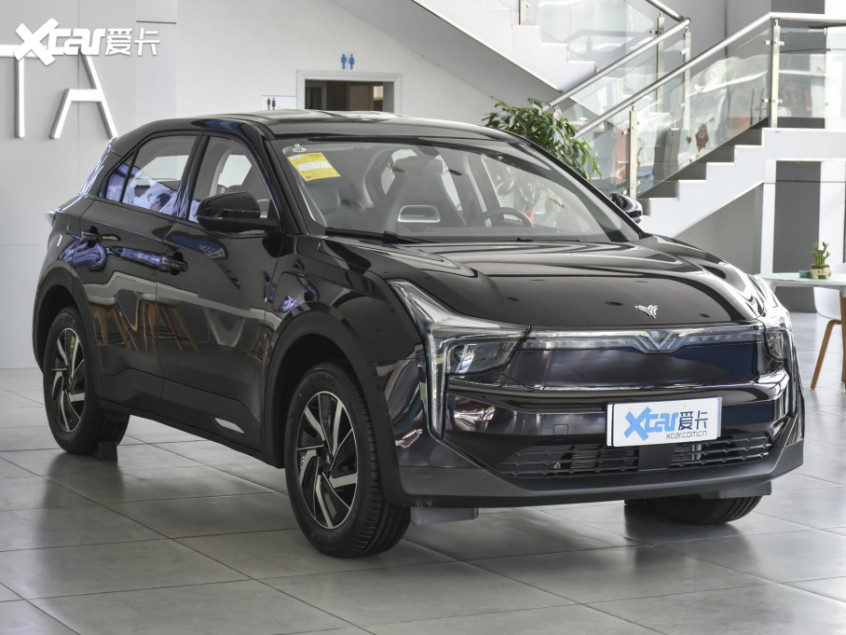 合眾汽車2022款哪吒U