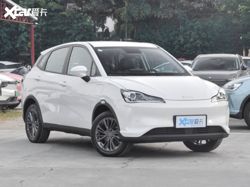 合眾汽車2022款哪吒V