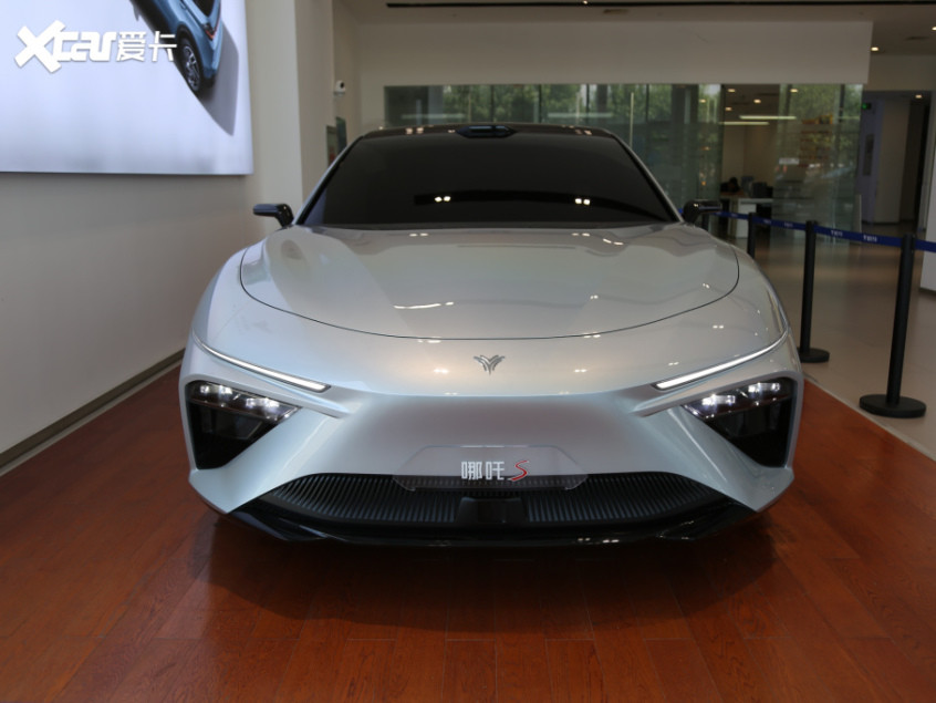 合眾汽車2021款哪吒S