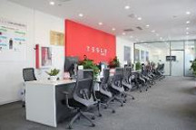 北京首家特斯拉直营钣喷中心在顺义开业，小剐小蹭不再心烦