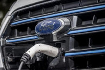 “数”说福特2022综合年报：烧个几百亿