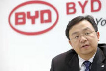 王传福，终挥刀