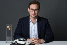 电动浪潮来袭 对话保时捷中国白闻展