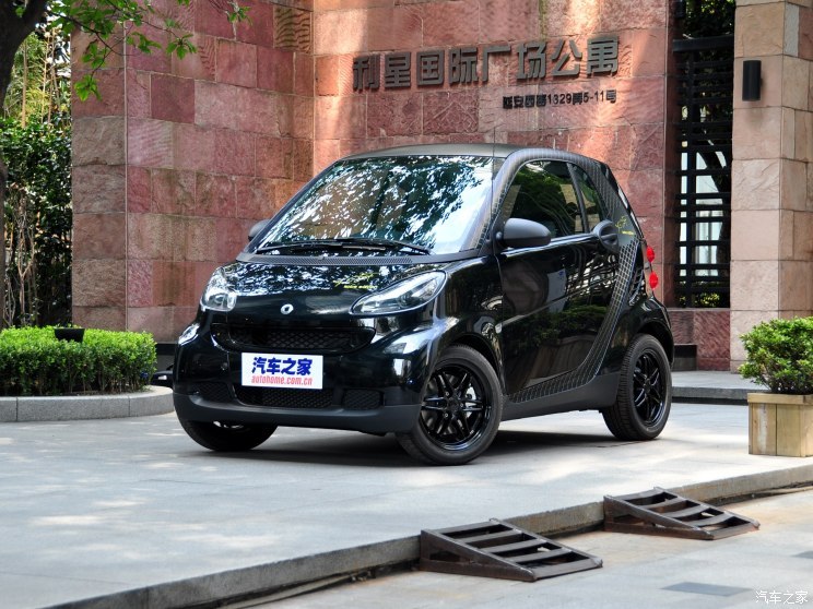 smart(进口) smart fortwo 2011款 1.0 MHD 科比特别版