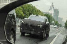 蔚来ES7最新谍照曝光 或于5月正式发布