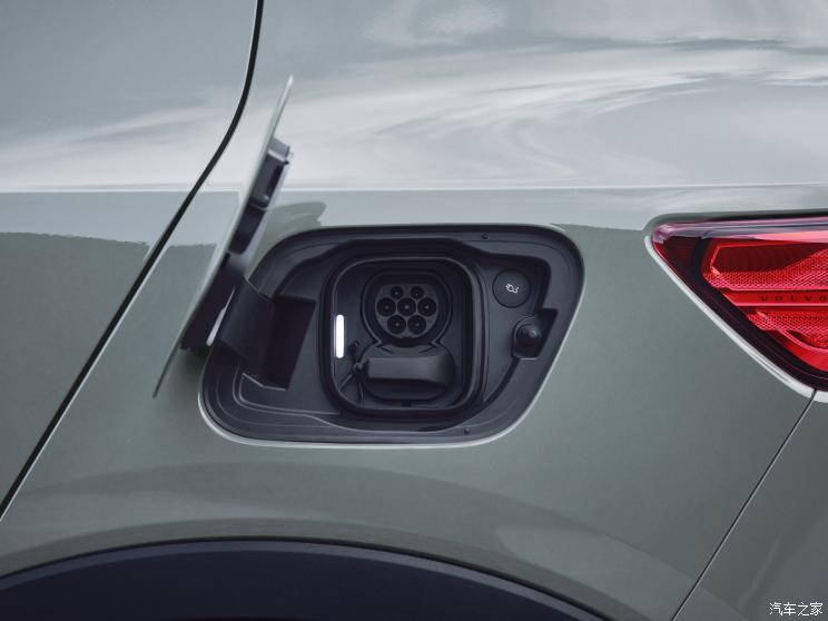 沃爾沃(進(jìn)口) 沃爾沃XC40新能源(進(jìn)口) 2022款 Recharge Twin 歐洲版