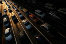 比亚迪“坐二望一”，明年自主份额超过50%