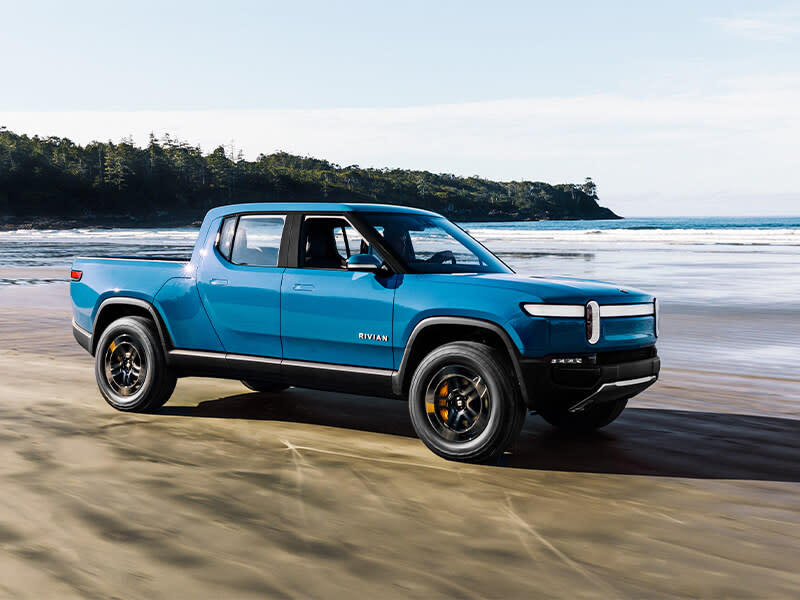 Цена акций Rivian упала на 14% до рекордно низкого уровня
