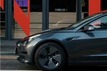 传特斯拉同意在印尼建电池和电动汽车工厂