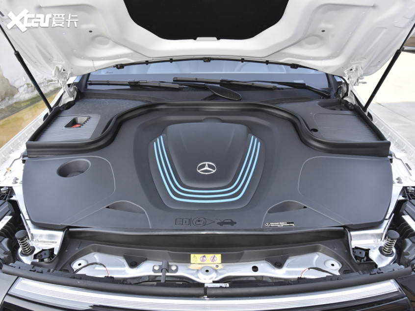 北京奔馳2022款EQC