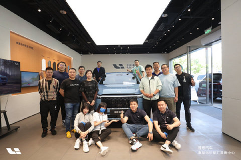同是跨界造车,地产商为何如此艰难?