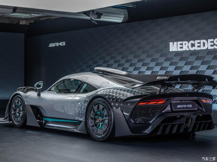 梅赛德斯-AMG AMG ONE 2023款 基本型