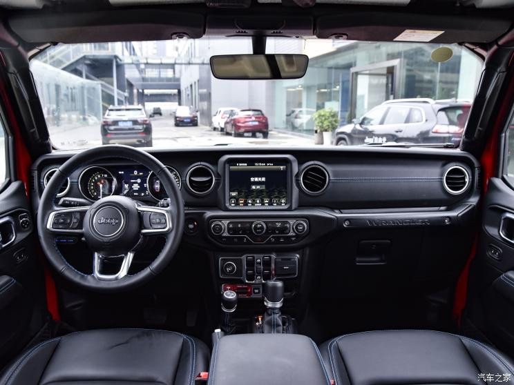 Jeep(進(jìn)口) 牧馬人新能源 2021款 四門 2.0T 4xe 羅賓漢