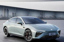 预售33.88万元 哪吒S耀世版开启预售