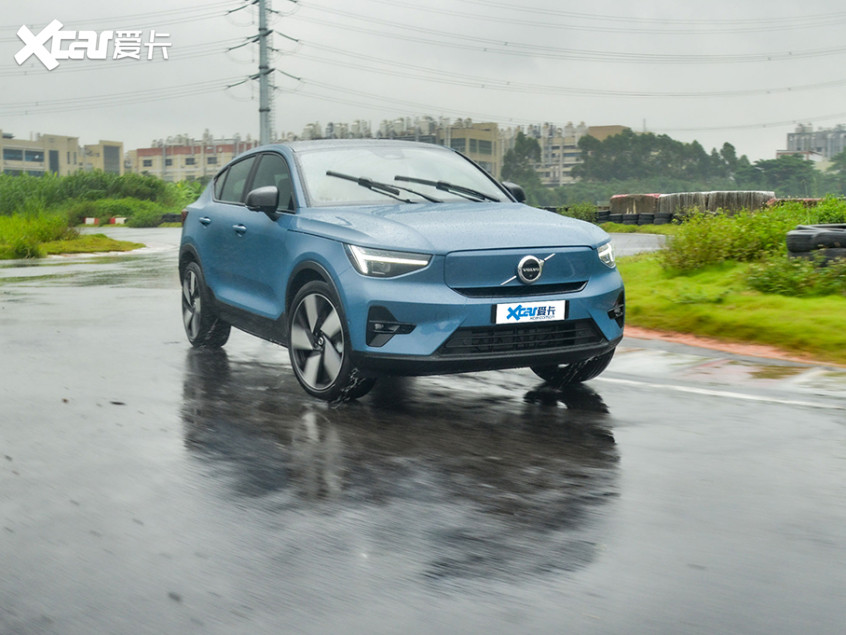 沃尔沃；C40；纯电SUV；轿跑SUV；XC40轿跑版；