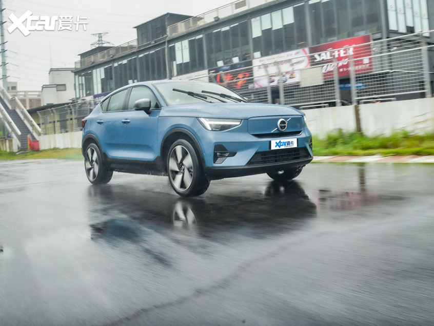 沃尔沃；C40；纯电SUV；轿跑SUV；XC40轿跑版；