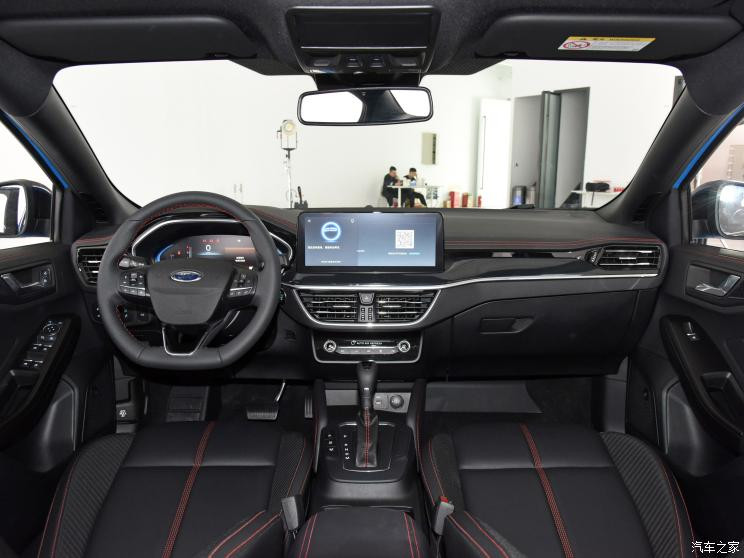 長安福特 ?？怂?2022款 三廂 EcoBoost 180 自動ST Line