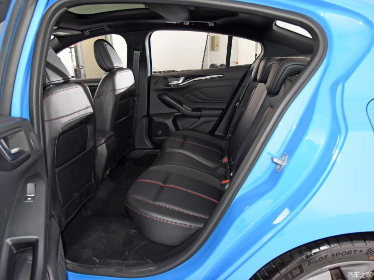 長安福特 ?？怂?2022款 三廂 EcoBoost 180 自動ST Line