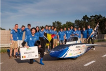 比利时太阳能汽车打破世界纪录：12小时行驶1051公里
