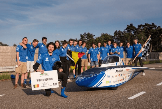 比利时太阳能汽车打破世界纪录：12小时行驶1051公里