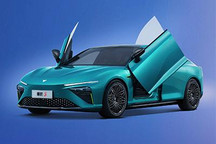 设计细节曝光 哪吒S耀世版正式亮相