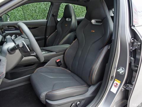 长安汽车 长安UNI-V 2022款 2.0T 运动版