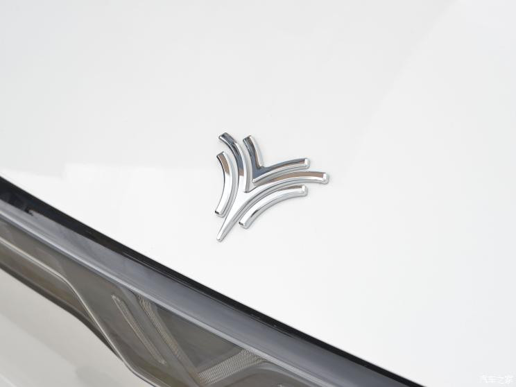 合眾汽車 哪吒U 2022款 Pro 400 暢行網(wǎng)約版