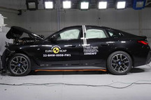 令人失望 宝马i4 E-NCAP碰撞成绩获四星