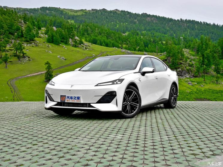 長(zhǎng)安深藍(lán) 長(zhǎng)安深藍(lán)SL03 2022款 1.5L 增程版