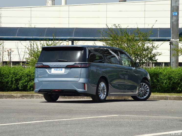 嵐圖汽車 夢想家 2022款 低碳版 夢+智享包